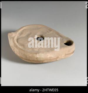 Kunst inspiriert von Terrakotta-Lampe, spät Imperial, 3. Jahrhundert n. Chr., Roman, Terrakotta, Insgesamt: 1 x 3 1/4 Zoll (2,5 x 8,3 cm), Terracottas, Klassische Werke, die von Artotop mit einem Schuss Moderne modernisiert wurden. Formen, Farbe und Wert, auffällige visuelle Wirkung auf Kunst. Emotionen durch Freiheit von Kunstwerken auf zeitgemäße Weise. Eine zeitlose Botschaft, die eine wild kreative neue Richtung verfolgt. Künstler, die sich dem digitalen Medium zuwenden und die Artotop NFT erschaffen Stockfoto