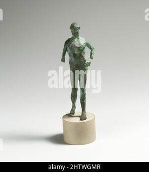 Kunst inspiriert von Statuette einer Jugend, 4. Jahrhundert v. Chr., Griechisch, Zypern, Bronze, 4in. (10,2cm), Bronzes, Classic Works modernisiert von Artotop mit einem Schuss Moderne. Formen, Farbe und Wert, auffällige visuelle Wirkung auf Kunst. Emotionen durch Freiheit von Kunstwerken auf zeitgemäße Weise. Eine zeitlose Botschaft, die eine wild kreative neue Richtung verfolgt. Künstler, die sich dem digitalen Medium zuwenden und die Artotop NFT erschaffen Stockfoto