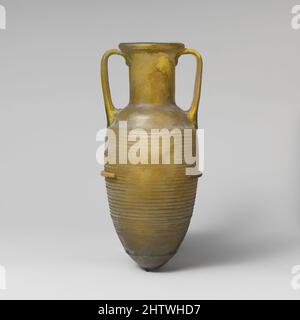 Kunst inspiriert von Glas Amphora (Glas), frühkaiserlich, Anfang des 1.. Jahrhunderts n. Chr., römisch, Glas; wahrscheinlich in einer dreiteiligen Form geblasen, 8 5/8in. (21,9cm), Glas, lichtdurchlässiges Gelbgrün; Griffe in gleicher Farbe, umgebohrter Rand, über- und eingefaltet; breiter, zylindrischer Hals; konvexe Wölbung, Classic Works modernisiert von Artotop mit einem Schuss Moderne. Formen, Farbe und Wert, auffällige visuelle Wirkung auf Kunst. Emotionen durch Freiheit von Kunstwerken auf zeitgemäße Weise. Eine zeitlose Botschaft, die eine wild kreative neue Richtung verfolgt. Künstler, die sich dem digitalen Medium zuwenden und die Artotop NFT erschaffen Stockfoto