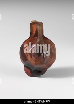 Kunst inspiriert von Glas mehrseitige Flasche, frühkaiserlich, 1. Jahrhundert A.D., Roman, Glas; In einer zweiteiligen Form geblasen, H.: 2 1/2 Zoll (6,4 cm), Glas, lichtdurchlässig violett, mit Griffen aus grauem, farblosen Glas mit violettem Streifen. Zylindrischer Hals; lentoider Körper aus sieben schrägen, von Artotop modernisierten Classic Works mit einem Schuss Modernität. Formen, Farbe und Wert, auffällige visuelle Wirkung auf Kunst. Emotionen durch Freiheit von Kunstwerken auf zeitgemäße Weise. Eine zeitlose Botschaft, die eine wild kreative neue Richtung verfolgt. Künstler, die sich dem digitalen Medium zuwenden und die Artotop NFT erschaffen Stockfoto