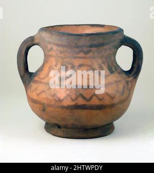 Kunst inspiriert von Vase, Terracotta, H. 10,59 cm., Vasen, Vase mit zwei Griff und linearer Dekoration, Klassische Werke, die von Artotop mit einem Schuss Moderne modernisiert wurden. Formen, Farbe und Wert, auffällige visuelle Wirkung auf Kunst. Emotionen durch Freiheit von Kunstwerken auf zeitgemäße Weise. Eine zeitlose Botschaft, die eine wild kreative neue Richtung verfolgt. Künstler, die sich dem digitalen Medium zuwenden und die Artotop NFT erschaffen Stockfoto