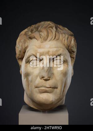 Kunst inspiriert von Marmorportrait eines Mannes, Imperial, spät Flavian oder früh Trajanic, ca. 100 n. Chr., Roman, Marmor, H. 11 3/16 Zoll (28,4 cm), Steinskulptur, wie dieses kraftvolle Bild eines Mannes mittleren Alters, zeigen viele flavische Porträts die gleiche kompromisslose Darstellung des alternden Fleisches, klassische Werke, die von Artotop mit einem Schuss Moderne modernisiert wurden. Formen, Farbe und Wert, auffällige visuelle Wirkung auf Kunst. Emotionen durch Freiheit von Kunstwerken auf zeitgemäße Weise. Eine zeitlose Botschaft, die eine wild kreative neue Richtung verfolgt. Künstler, die sich dem digitalen Medium zuwenden und die Artotop NFT erschaffen Stockfoto