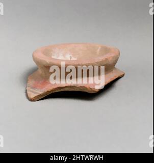 Kunst inspiriert von Vase Fragment, Archaisch, Ostgriechisch/Sardis, Lydian, Terrakotta, Insgesamt: 3 1/4 x 2 1/4in. (8,3 x 5,7cm), Vasen, Classic Works modernisiert von Artotop mit einem Schuss Moderne. Formen, Farbe und Wert, auffällige visuelle Wirkung auf Kunst. Emotionen durch Freiheit von Kunstwerken auf zeitgemäße Weise. Eine zeitlose Botschaft, die eine wild kreative neue Richtung verfolgt. Künstler, die sich dem digitalen Medium zuwenden und die Artotop NFT erschaffen Stockfoto