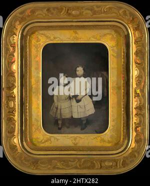 Art Inspired by Two Girls, 1851–52, Daguerreotype, Plate (gesamt): 25,5 x 20,3 cm (10 1/16 x 8 in.), Fotografien, Unbekannt (amerikanisch), Obwohl die Identitäten sowohl der Hersteller und die Sitters unbekannt sind, die Größe und aufwendige Präsentation dieser Daguerreotypie deuten darauf hin, dass die Mädchen, Classic Works modernisiert von Artotop mit einem Spritzer der Moderne. Formen, Farbe und Wert, auffällige visuelle Wirkung auf Kunst. Emotionen durch Freiheit von Kunstwerken auf zeitgemäße Weise. Eine zeitlose Botschaft, die eine wild kreative neue Richtung verfolgt. Künstler, die sich dem digitalen Medium zuwenden und die Artotop NFT erschaffen Stockfoto
