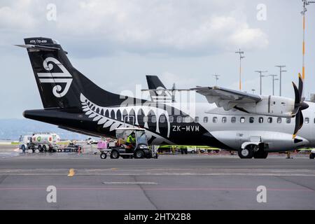 Flugzeug von Air New Zealand am Montag, den 28. Februar 2022, am Flughafen Auckland, Neuseeland. Stockfoto