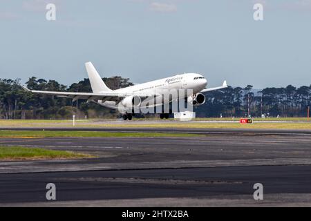 Flugservice A330 airbus am Montag, den 28. Februar 2022, am Flughafen Auckland, Neuseeland. Stockfoto