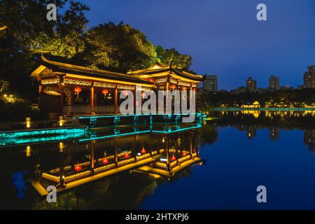 Xihu, Westsee, Park in Fuzhou in Fujian, China bei Nacht Stockfoto