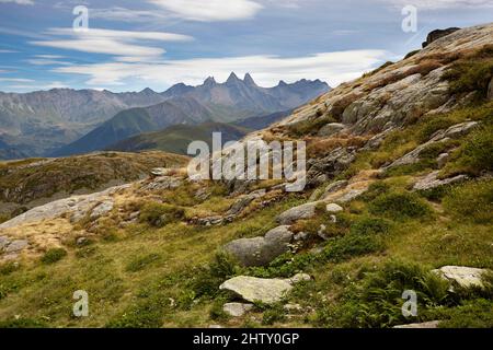 Blick vom Col de la Croix de Fer auf die Aiguille Centrale d'Arves, Rhone-Alpes, Savoie, Frankreich Stockfoto