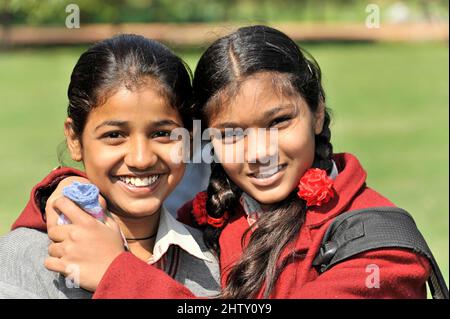 Indische Schülerinnen, Portrait, Delhi, Nordindien, Indien Stockfoto