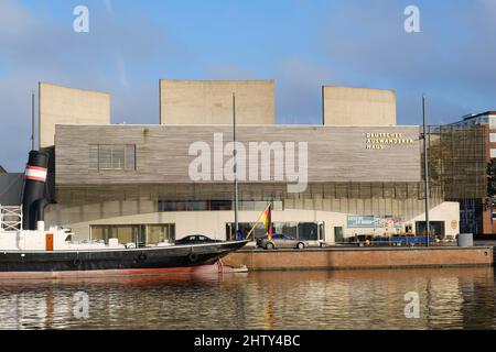 Deutsches Auswanderungshaus im Neuen Hafen, Havenwelten, Bremerhaven, Bremen, Deutschland Stockfoto