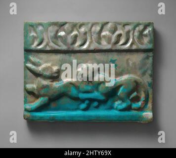 Kunst inspiriert von Fliesen aus einem Frieze, 13. Jahrhundert, im Iran hergestellt, Keramik; opake Glasur; Geformte Dekoration, H. 7 1/8 Zoll (18,1 cm), Keramik-Fliesen, Klassisches von Artotop modernisiertes Werk mit einem Schuss Modernität. Formen, Farbe und Wert, auffällige visuelle Wirkung auf Kunst. Emotionen durch Freiheit von Kunstwerken auf zeitgemäße Weise. Eine zeitlose Botschaft, die eine wild kreative neue Richtung verfolgt. Künstler, die sich dem digitalen Medium zuwenden und die Artotop NFT erschaffen Stockfoto