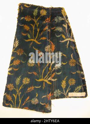 Kunst inspiriert von Samtfragment mit Blumenmuster, 16.. Jahrhundert, dem Iran zugeschrieben, Seide; geschnittener Samt, Textil: H. 8 1/2 Zoll (21,6 cm), Textilien, Seidenvelvets wurden im Iran im sechzehnten und siebzehnten Jahrhundert für den Export nach Europa als Luxusgüter hergestellt. Sie wurden oft verwendet, Classic Works modernisiert von Artotop mit einem Schuss Moderne. Formen, Farbe und Wert, auffällige visuelle Wirkung auf Kunst. Emotionen durch Freiheit von Kunstwerken auf zeitgemäße Weise. Eine zeitlose Botschaft, die eine wild kreative neue Richtung verfolgt. Künstler, die sich dem digitalen Medium zuwenden und die Artotop NFT erschaffen Stockfoto