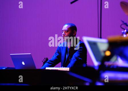 Carl Craig und dem Innerzone Orchestra live, Auditorium, Rom, Latium, Italien Stockfoto