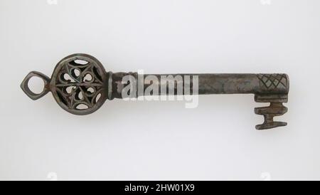 Kunst inspiriert von Key, 15. Jahrhundert, Deutsch, Eisen, insgesamt: 3 9/16 x 1 x 3/8 Zoll (9,1 x 2,5 x 1 cm), Metallarbeiten-Eisen, die Dekoration von gotischen Eisenschlössern und Schlüsseln war oft aufwendig und von höchster Verarbeitungsqualität. Die Motive stammen häufig aus der gotischen Architektur, klassische Werke, die von Artotop mit einem Schuss Moderne modernisiert wurden. Formen, Farbe und Wert, auffällige visuelle Wirkung auf Kunst. Emotionen durch Freiheit von Kunstwerken auf zeitgemäße Weise. Eine zeitlose Botschaft, die eine wild kreative neue Richtung verfolgt. Künstler, die sich dem digitalen Medium zuwenden und die Artotop NFT erschaffen Stockfoto