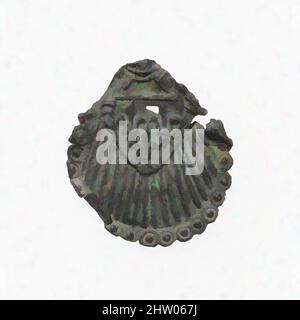 Kunst inspiriert von Pilgrim's Badge, 15. Jahrhundert, Französisch, Blei, insgesamt: 7/8 x 13/16in. (2,3 x 2,1cm), Metallarbeiten-Lead, Classic Works modernisiert von Artotop mit einem Schuss Moderne. Formen, Farbe und Wert, auffällige visuelle Wirkung auf Kunst. Emotionen durch Freiheit von Kunstwerken auf zeitgemäße Weise. Eine zeitlose Botschaft, die eine wild kreative neue Richtung verfolgt. Künstler, die sich dem digitalen Medium zuwenden und die Artotop NFT erschaffen Stockfoto