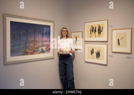 Edinburgh, Großbritannien. 3. März 2022. The Garden neue Ausstellung in der Scottish Gallery, Edinburgh in der Dundas Street. Im Bild: Claire Harkess Künstlerin Pic Credit: Pako Mera/Alamy Live News Stockfoto