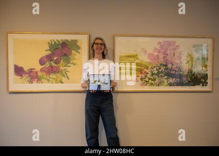 Edinburgh, Großbritannien. 3. März 2022. The Garden neue Ausstellung in der Scottish Gallery, Edinburgh in der Dundas Street. Im Bild: Claire Harkess Künstlerin Pic Credit: Pako Mera/Alamy Live News Stockfoto