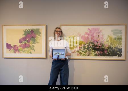 Edinburgh, Großbritannien. 3. März 2022. The Garden neue Ausstellung in der Scottish Gallery, Edinburgh in der Dundas Street. Im Bild: Claire Harkess Künstlerin Pic Credit: Pako Mera/Alamy Live News Stockfoto