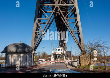 Die neue Schwebefähre über den Nord-Ostsee-Kanal wird morgen 4. Mrz. 2022 feierlich ihrer Bestimmung übergeben. Stockfoto