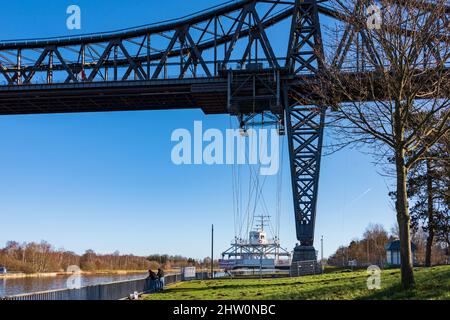 Die neue Schwebefähre über den Nord-Ostsee-Kanal wird morgen 4. Mrz. 2022 feierlich ihrer Bestimmung übergeben. Stockfoto