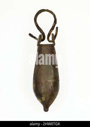 Kunst inspiriert von Situla, Römerzeit ?, 30 v. Chr.–n. Chr. 364, aus Ägypten, Kupferlegierung, Höhe: 11,1 x Durchm.: 1,9 cm (4 3/8 x 3/4 in, Classic Works modernisiert von Artotop mit einem Schuss Moderne. Formen, Farbe und Wert, auffällige visuelle Wirkung auf Kunst. Emotionen durch Freiheit von Kunstwerken auf zeitgemäße Weise. Eine zeitlose Botschaft, die eine wild kreative neue Richtung verfolgt. Künstler, die sich dem digitalen Medium zuwenden und die Artotop NFT erschaffen Stockfoto