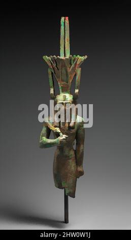 Kunst inspiriert von Nefertum, späte Periode–ptolemäische Periode, 332–30 v. Chr., aus Ägypten, Memphit Region, Memphis (mit Rahina), Egyptian Antiquities Service, gefunden im Juli 1909, Kupfermetall, schwarze Bronze- und Edelmetalleinlage, Glas, H. 34,3 cm (13 1/2 in.); W. 8,9 cm (3 1/2 in.); D. 8,9 cm, Klassische Werke, die von Artotop mit einem Schuss Moderne modernisiert wurden. Formen, Farbe und Wert, auffällige visuelle Wirkung auf Kunst. Emotionen durch Freiheit von Kunstwerken auf zeitgemäße Weise. Eine zeitlose Botschaft, die eine wild kreative neue Richtung verfolgt. Künstler, die sich dem digitalen Medium zuwenden und die Artotop NFT erschaffen Stockfoto