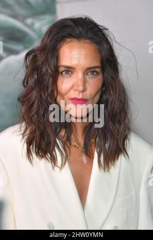 Katie Holmes nimmt an der Eröffnungsfeier von RiseNY am 02. März 2022 in New York Teil. Stockfoto