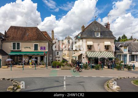 Radroute Frankreich, M?n?tr?ol-sous-Sancerre, L?r?, Loire Stockfoto