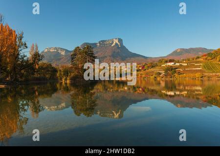 Frankreich, Savoie, natürlicher Regionalpark von Chartreuse, Les Marches, Wein von Savoyen, der See von Saint Andre Stockfoto