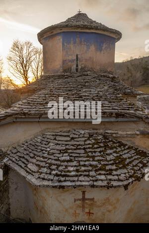 Griechenland, Epirus-Region, Zagorohoria-Gebirge, Vikos-Aoos-Schlucht-Nationalpark (die tiefsten Schluchten der Welt), Monodendri, Kloster des Propheten Ilias Stockfoto