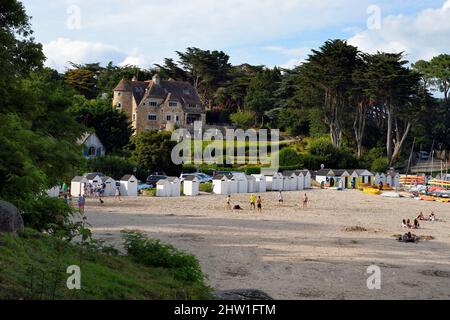 Frankreich, Finistere (29), Nevez, Port Manech Beach und Hotel Manoir Dalmore Stockfoto