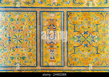 Azulejos im Gotischen Palast, Königspalast Alcázar, Sevilla Andalusien, Spanien | Gotischer Palast Azulejos, die Königlichen Alcázar von Sevilla, Andalusien, Stockfoto