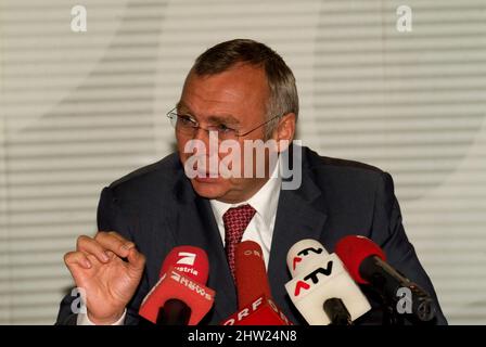 Wien, Österreich. 16. Oktober 2007. Pressekonferenz mit Alfred Gusenbauer (SPÖ). Bundeskanzlerin von Januar 2007 bis Dezember 2008 Stockfoto