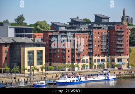 Blick über den Fluss Tyne von Gateshead, Tyne and Wear, England, Großbritannien Stockfoto