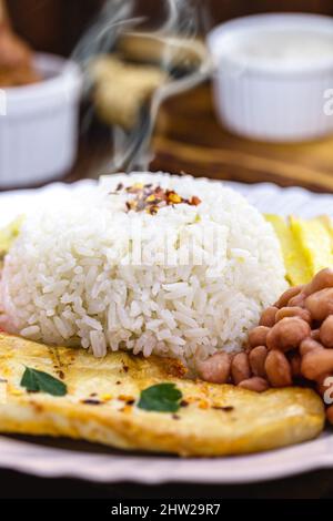 Reis und Bohnen typisch für Brasilien, die Hauptmahlzeit des Brasilianers Stockfoto