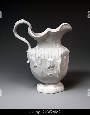 Kunst inspiriert von Pitcher, 1875, hergestellt in Brooklyn, New York, USA, Amerikanisch, parisches Porzellan, H. 8 3/16 Zoll (20,8 cm), Keramik, Klassisches von Artotop modernisiertes Werk mit einem Schuss Moderne. Formen, Farbe und Wert, auffällige visuelle Wirkung auf Kunst. Emotionen durch Freiheit von Kunstwerken auf zeitgemäße Weise. Eine zeitlose Botschaft, die eine wild kreative neue Richtung verfolgt. Künstler, die sich dem digitalen Medium zuwenden und die Artotop NFT erschaffen Stockfoto