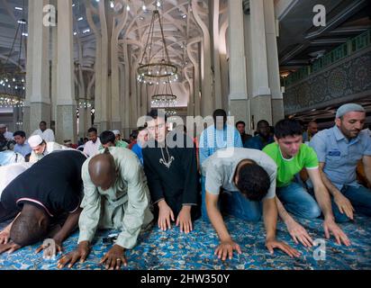 Rom, Italien 30/08/2011: ID-ul-Fitr an der Großen Moschee, dem islamischen Fest des Fastenbrechens im Ramadan. ©Andrea Sabbadini Stockfoto