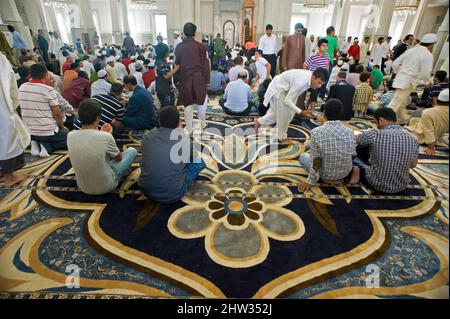 Rom, Italien 30/08/2011: ID-ul-Fitr an der Großen Moschee, dem islamischen Fest des Fastenbrechens im Ramadan. ©Andrea Sabbadini Stockfoto