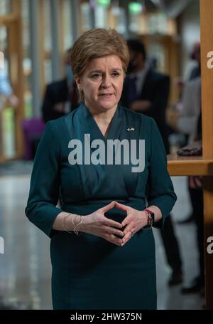 Nicola Sturgeon, die erste Ministerin Schottlands, im schottischen Parlament Stockfoto