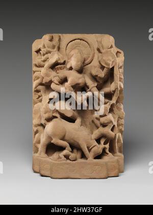 Kunst inspiriert von der Göttin Durga Slaying the Buffalo Demon (Mahisasura Mardini), 10.. Jahrhundert, Indien (Rajasthan), Sandstein, H. 9 in. (22,9 cm); B: 6 Zoll (15,2 cm); D. 3 Zoll (7,6 cm), Skulptur, die mehrarmige Durga trampelt den erschlagenen Büffel mit ihrem erhöhten Bein, während sie sie stürzt, Klassische Werke, die von Artotop mit einem Schuss Moderne modernisiert wurden. Formen, Farbe und Wert, auffällige visuelle Wirkung auf Kunst. Emotionen durch Freiheit von Kunstwerken auf zeitgemäße Weise. Eine zeitlose Botschaft, die eine wild kreative neue Richtung verfolgt. Künstler, die sich dem digitalen Medium zuwenden und die Artotop NFT erschaffen Stockfoto