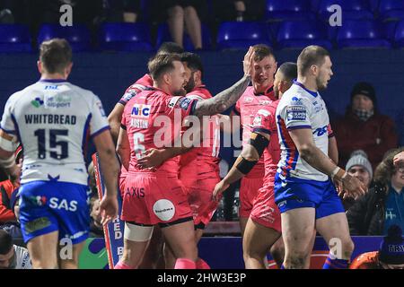 Wakefield, Großbritannien. 03. März 2022. Fusitu'a von Leeds Rhinos feiert seinen Versuch in Wakefield, Großbritannien am 3/3/2022. (Foto von Mark Cosgrove/News Images/Sipa USA) Quelle: SIPA USA/Alamy Live News Stockfoto