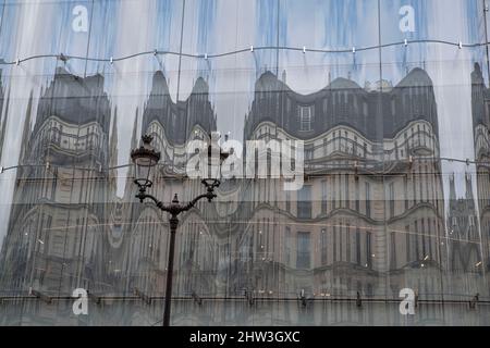 Fassade von Gebäuden in Paris, Frankreich Stockfoto