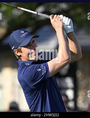 Orlando, Usa. 03. März 2022. Kevin Kisner schlägt sich bei der Arnold Palmer Invitational 2022 ab, die am Donnerstag, den 3. März 2022, im Bay Hill Club and Lodge in Orlando, Florida, stattfand. Foto von Joe Marino/UPI Credit: UPI/Alamy Live News Stockfoto