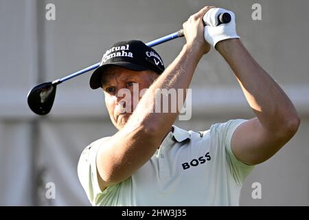 Orlando, Usa. 03. März 2022. Henrick Stenson schlägt sich bei der Arnold Palmer Invitational 2022 ab, die am Donnerstag, den 3. März 2022, im Bay Hill Club and Lodge in Orlando, Florida, stattfand. Foto von Joe Marino/UPI Credit: UPI/Alamy Live News Stockfoto