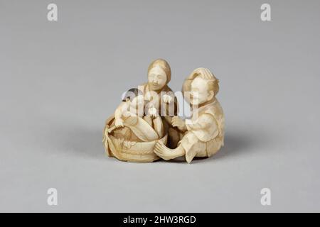 Kunst inspiriert von Netsuke von Group: Man, Woman and Child, 19. Century, Japan, Ivory, H. 1 1/16 Zoll (2,7 cm); B: 1 1/2 Zoll (3,8 cm); D. 1 Zoll (2,5 cm), Netsuke, Classic Works modernisiert von Artotop mit einem Schuss Moderne. Formen, Farbe und Wert, auffällige visuelle Wirkung auf Kunst. Emotionen durch Freiheit von Kunstwerken auf zeitgemäße Weise. Eine zeitlose Botschaft, die eine wild kreative neue Richtung verfolgt. Künstler, die sich dem digitalen Medium zuwenden und die Artotop NFT erschaffen Stockfoto