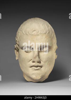 Kunst inspiriert von Kalkstein Kopf bärtlosen männlichen Wähler, hellenistisch, Anfang 1. Jahrhundert v. Chr., Zypern, Kalkstein, 10 7/8 x 8 1/4 x 7 Zoll (27,6 x 21 x 17,8 cm), Steinskulptur, der untere Teil des Gesichts ist schwer, das Kinn ragt heraus. Der halboffene Mund hat eine starke Expression. Die von Artotop modernisierten, klassischen Werke mit einem Schuss Moderne. Formen, Farbe und Wert, auffällige visuelle Wirkung auf Kunst. Emotionen durch Freiheit von Kunstwerken auf zeitgemäße Weise. Eine zeitlose Botschaft, die eine wild kreative neue Richtung verfolgt. Künstler, die sich dem digitalen Medium zuwenden und die Artotop NFT erschaffen Stockfoto