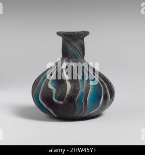 Kunst inspiriert von Glasmosaik Parfümflasche, frühes Imperial, 1. Hälfte des 1.. Jahrhunderts n. Chr., römisch, Glas; gegossen und geblasen, H. 2 5/16 in. (5,9 cm), Glas, Durchscheinend türkisblau, durchscheinend violett und opak weiß. Ausgesteppter, horizontaler Rand mit abgerundeter Außenlippe; zylindrischer Hals, von Artotop modernisierte Classic Works mit einem Schuss Modernität. Formen, Farbe und Wert, auffällige visuelle Wirkung auf Kunst. Emotionen durch Freiheit von Kunstwerken auf zeitgemäße Weise. Eine zeitlose Botschaft, die eine wild kreative neue Richtung verfolgt. Künstler, die sich dem digitalen Medium zuwenden und die Artotop NFT erschaffen Stockfoto