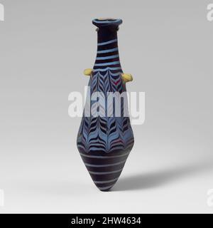 Kunst inspiriert von Glas-Alabastroon (Parfümflasche), hellenistisch, 2.–Mitte 1. Jahrhundert v. Chr., Griechisch, östliches Mittelmeer, Glas; Kernform, Gruppe III, H.: 4 7/8 Zoll (12,4 cm), Glas, lichtdurchlässig kobaltblau, mit Griffen in opak weiß; Spur in opak gräulich hellblau. Inward-, Classic Works modernisiert von Artotop mit einem Schuss Moderne. Formen, Farbe und Wert, auffällige visuelle Wirkung auf Kunst. Emotionen durch Freiheit von Kunstwerken auf zeitgemäße Weise. Eine zeitlose Botschaft, die eine wild kreative neue Richtung verfolgt. Künstler, die sich dem digitalen Medium zuwenden und die Artotop NFT erschaffen Stockfoto