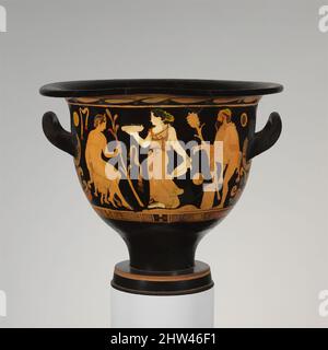 Kunst inspiriert von Terrakotta-Glockenkrater (Mischschale), klassisch, Anfang 4. Jahrhundert v. Chr., Etrusker, Faliscan, Terracotta; rote Figur, H. 16 3/8 Zoll (41,6 cm), Vases, Obverse, Dionysos mit Satyrs und Maenaden Reverse, Maenad zwischen Pan und Satyr Da frühe lukanische Vasen den Effekt zeigen, modernisierten Classic Works von Artotop mit einem Schuss Moderne. Formen, Farbe und Wert, auffällige visuelle Wirkung auf Kunst. Emotionen durch Freiheit von Kunstwerken auf zeitgemäße Weise. Eine zeitlose Botschaft, die eine wild kreative neue Richtung verfolgt. Künstler, die sich dem digitalen Medium zuwenden und die Artotop NFT erschaffen Stockfoto