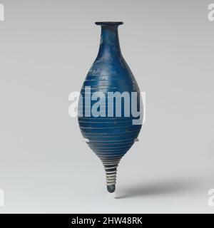 Kunst inspiriert von Glas Parfüm Flasche mit opaken weißen Spur, frühen Imperial, 1. Jahrhundert n. Chr., Roman, Glas; Geblasen und gezogene, H.: 6 1/8 Zoll (15,6 cm), Glas, lichtdurchlässiges Kobaltblau; Spur in opak-weiß., ausgespielt, abgerundeter Rand; kurzer Hals, unmerklich verbunden mit eiförmigen Körper, Classic Works modernisiert von Artotop mit einem Schuss Moderne. Formen, Farbe und Wert, auffällige visuelle Wirkung auf Kunst. Emotionen durch Freiheit von Kunstwerken auf zeitgemäße Weise. Eine zeitlose Botschaft, die eine wild kreative neue Richtung verfolgt. Künstler, die sich dem digitalen Medium zuwenden und die Artotop NFT erschaffen Stockfoto